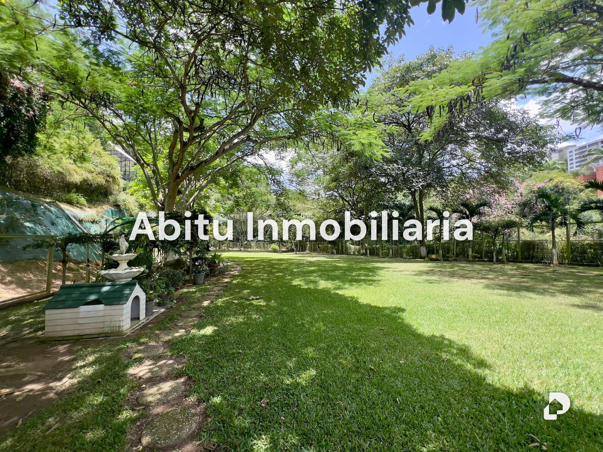 House in Cerro Verde, Caracas – 4