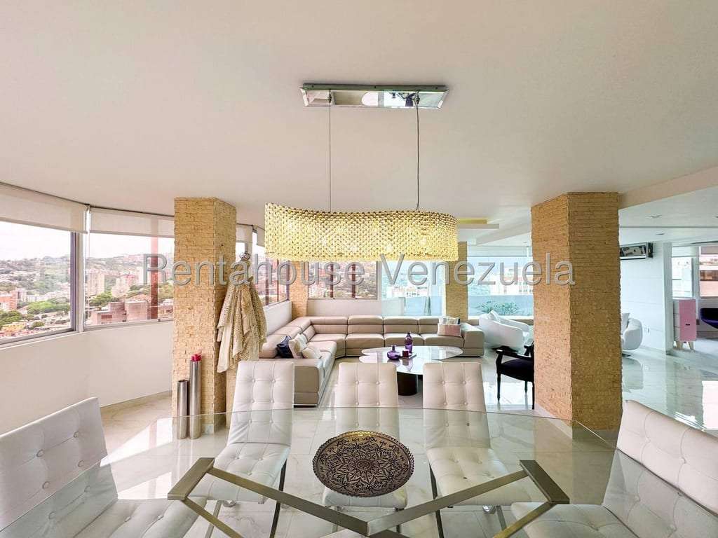 Apartamento en Las Mesetas de Santa Rosa de Lima, Caracas