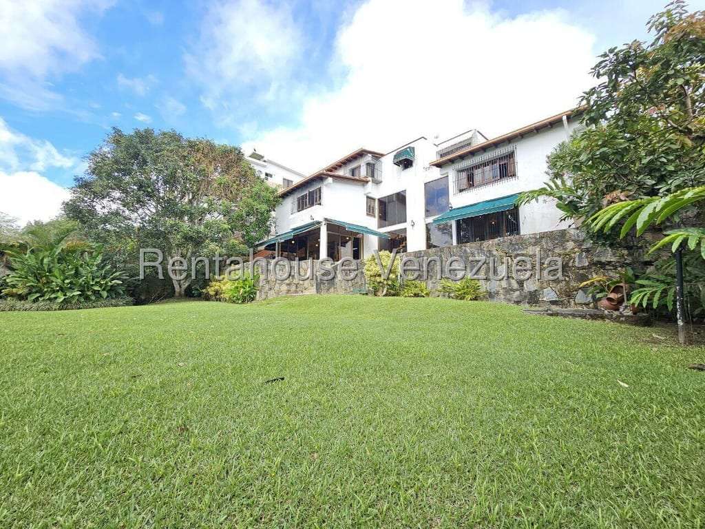 Casa en La Lagunita Country Club, Caracas - 1