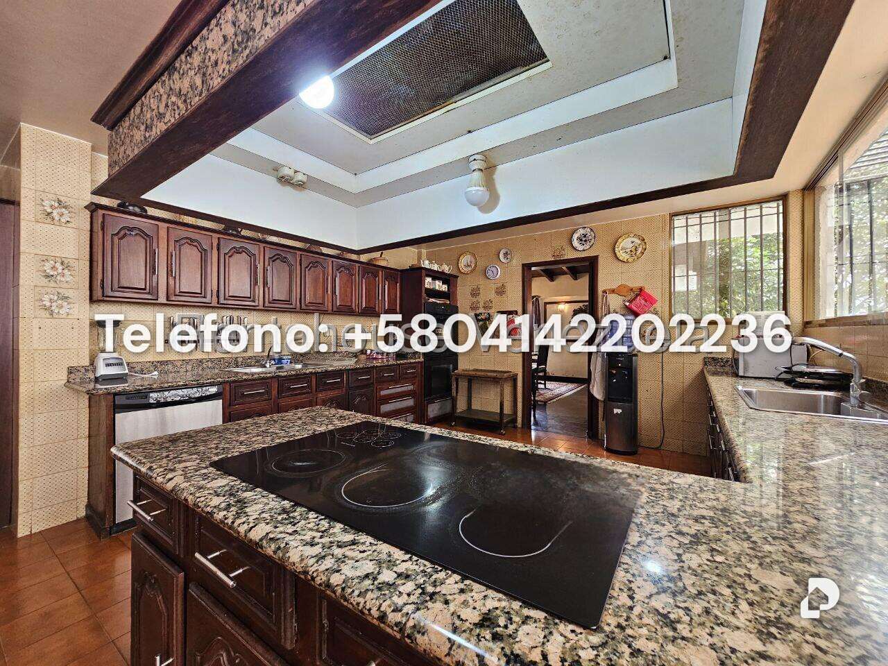 Casa en La Lagunita Country Club, Caracas – 25