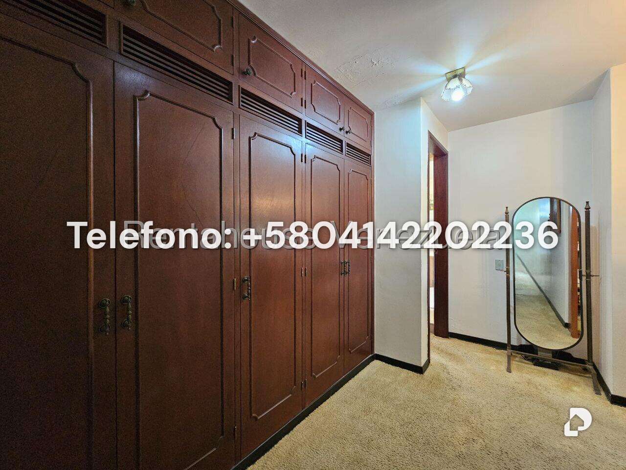 Casa en La Lagunita Country Club, Caracas – 56