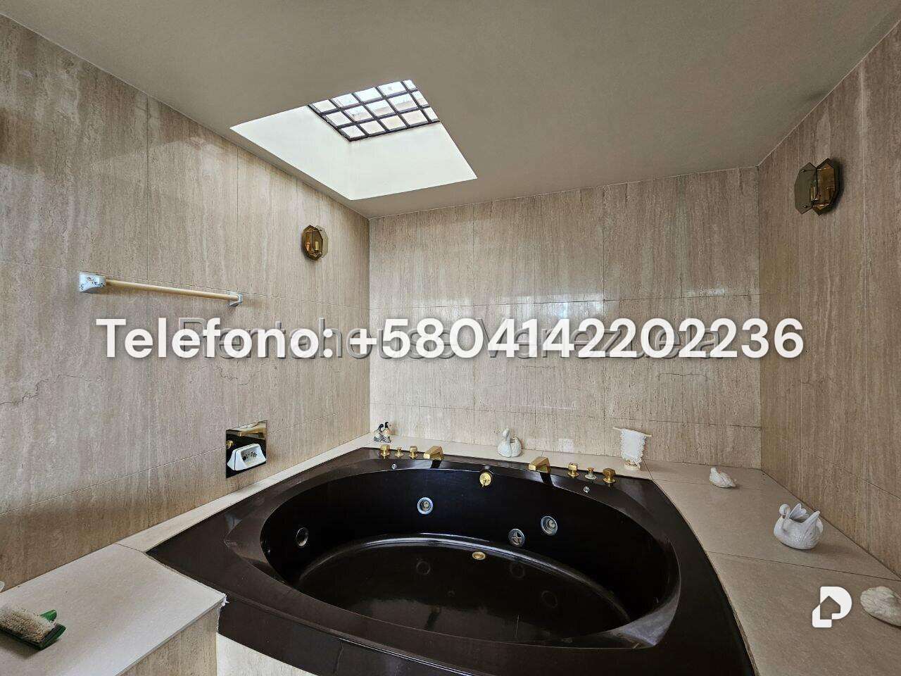 Casa en La Lagunita Country Club, Caracas – 60