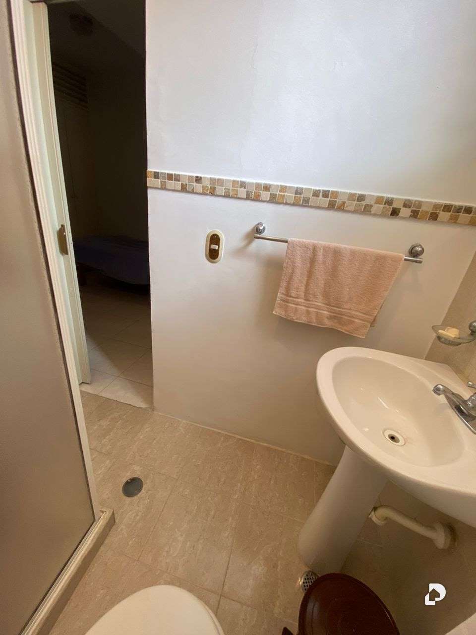 Room in El Cigarral, Caracas – 8