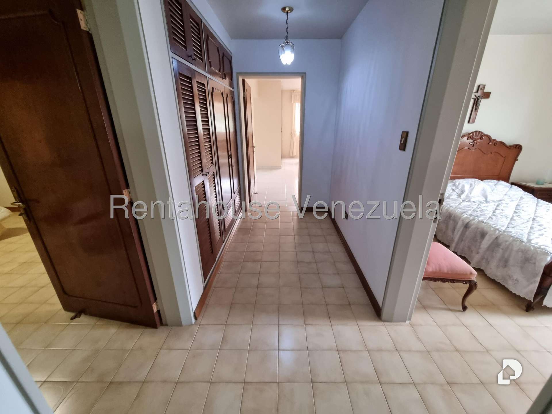 Casa en Colinas de Bello Monte, Caracas – 33
