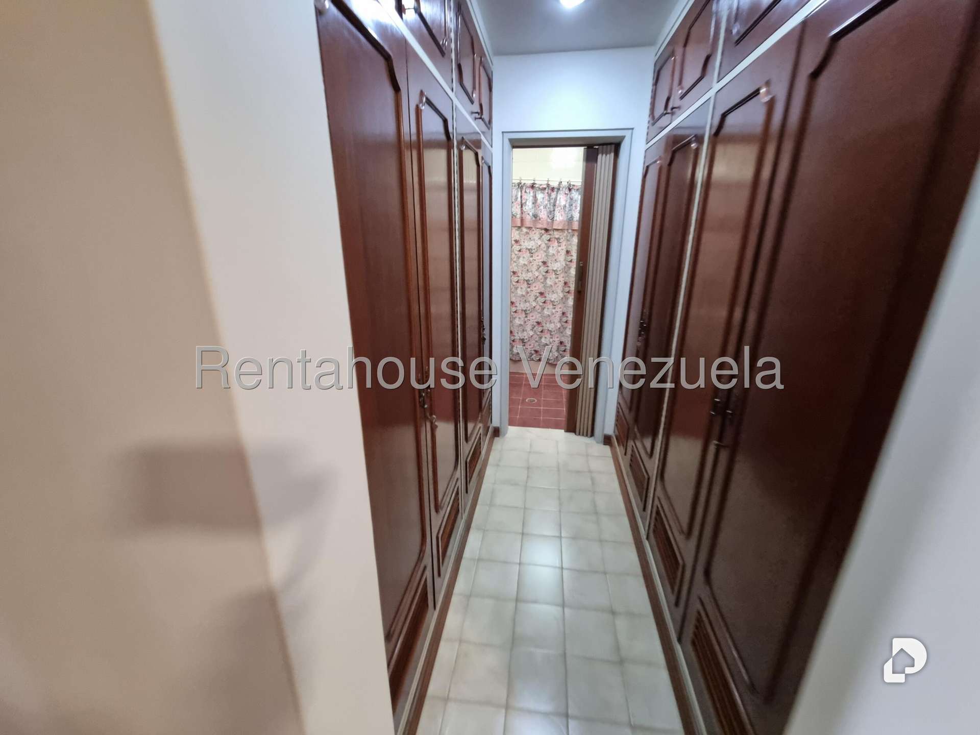 Casa en Colinas de Bello Monte, Caracas – 38