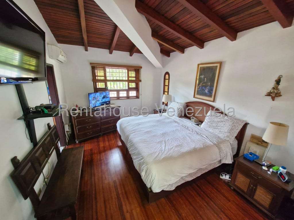 Casa en La Lagunita Country Club, Caracas