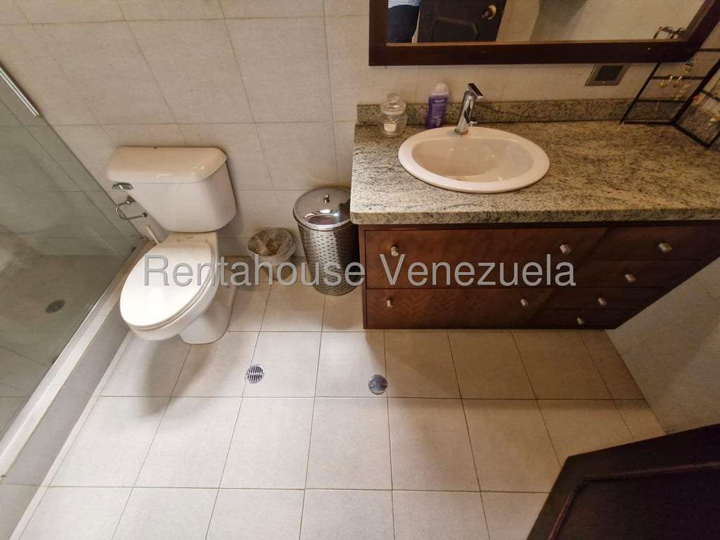 Casa en La Lagunita Country Club, Caracas