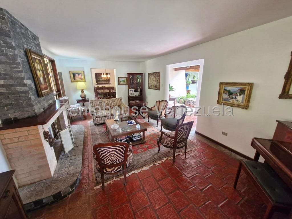 Casa en La Lagunita Country Club, Caracas