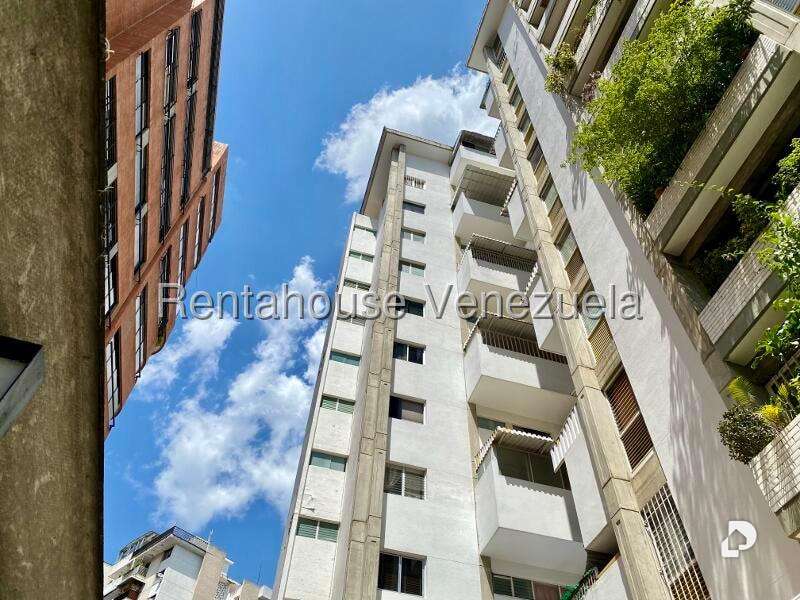 Apartamento en Los Palos Grandes, Caracas – 66
