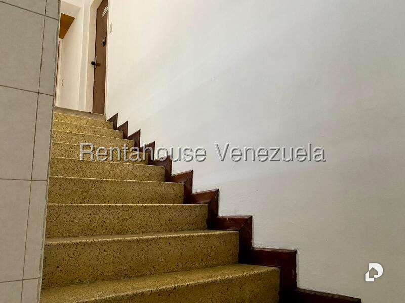 Apartamento en Los Palos Grandes, Caracas – 61