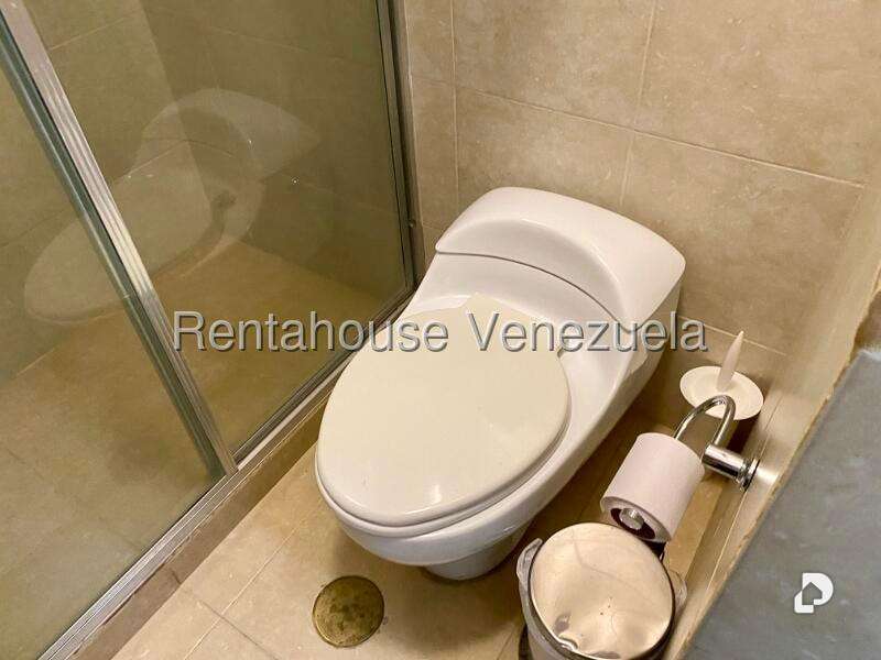 Apartamento en Los Palos Grandes, Caracas – 57
