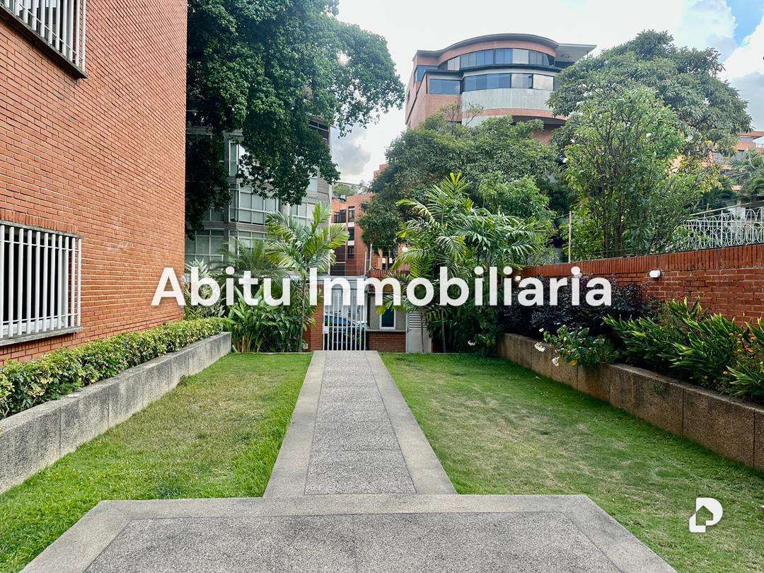 Apartment in Los Naranjos (Las Mercedes), Caracas – 3