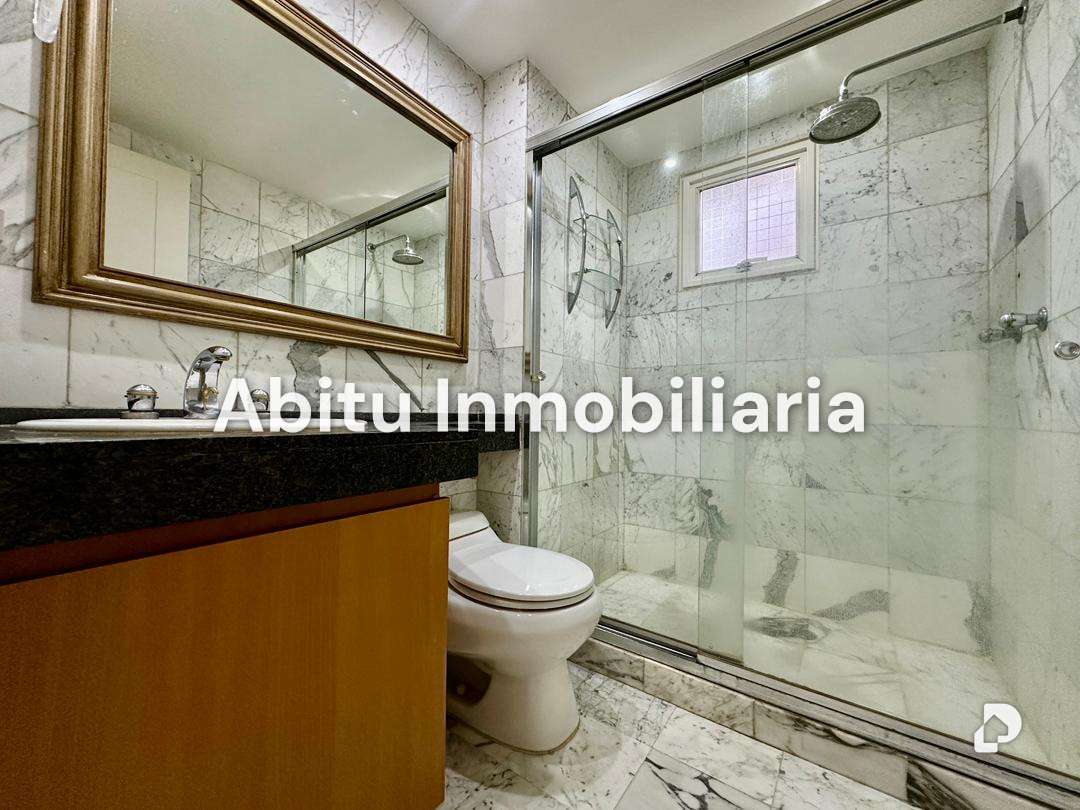 Apartment in Los Naranjos (Las Mercedes), Caracas – 11