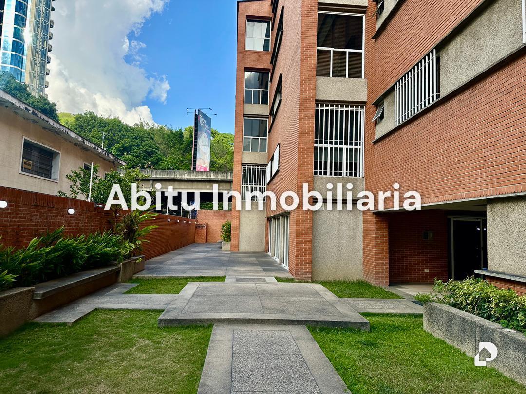 Apartment in Los Naranjos (Las Mercedes), Caracas – 2