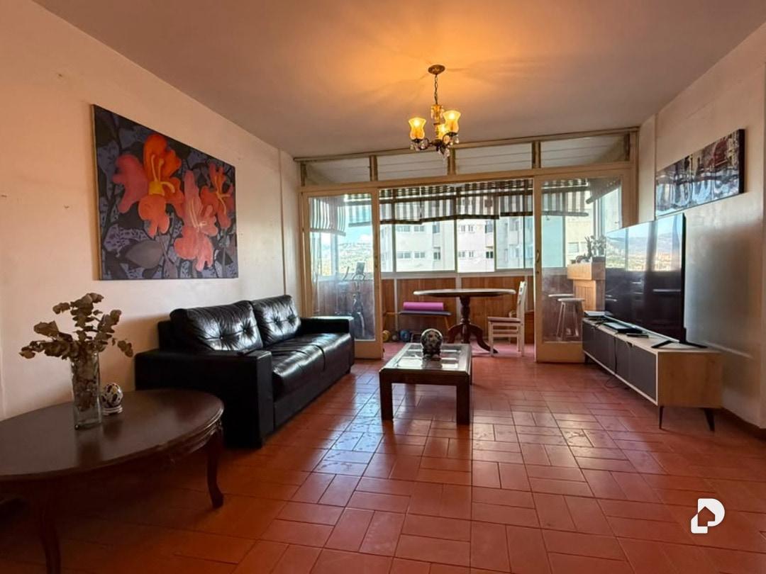 Apartamento en Altamira, Caracas – 1