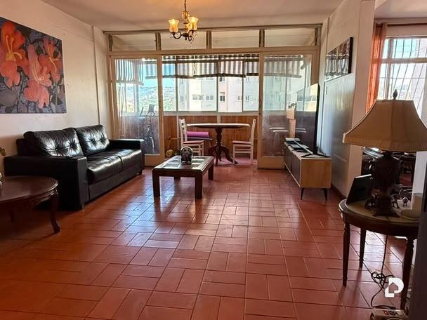Apartamento en Altamira, Caracas – 2