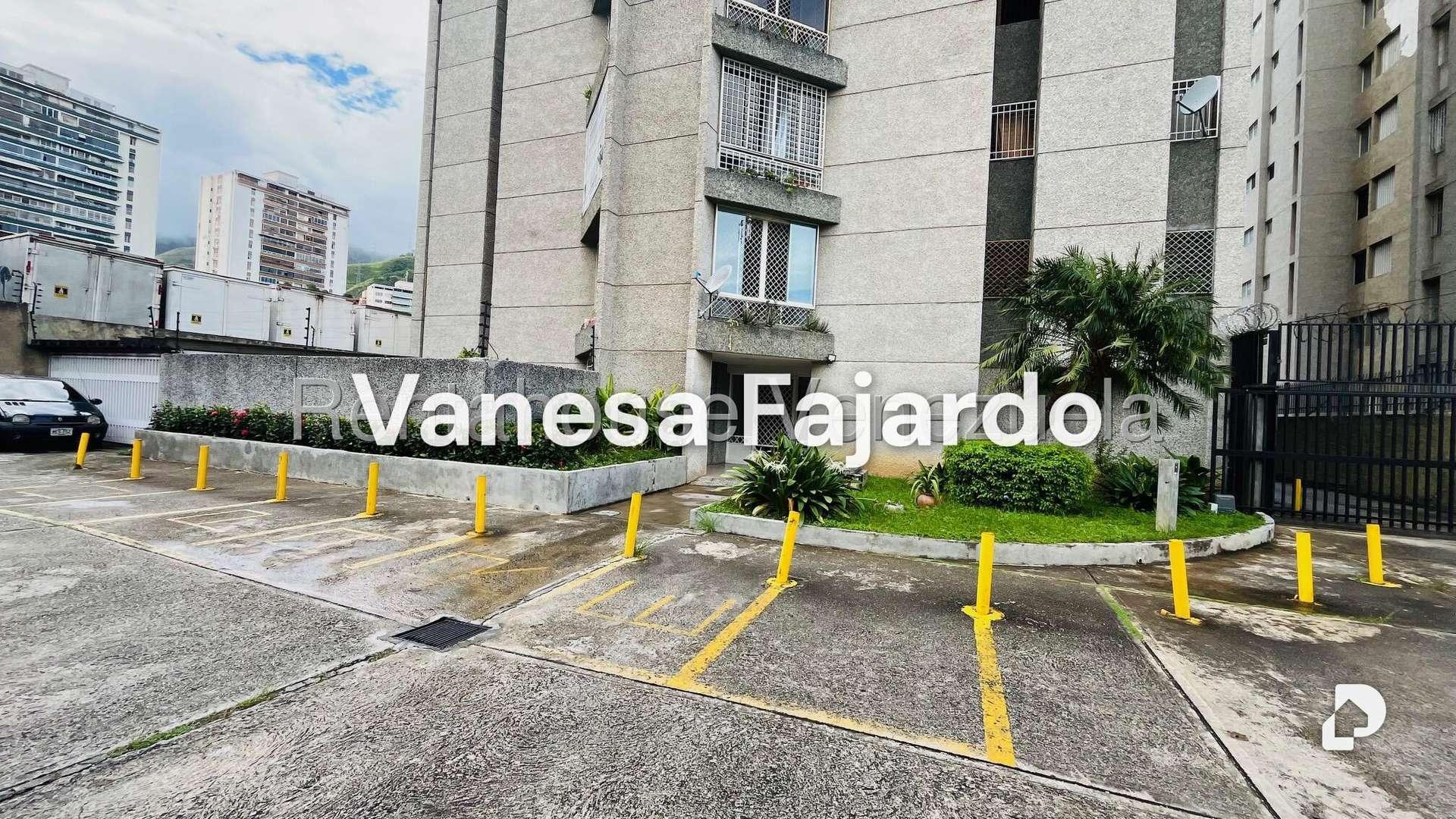 Apartamento en La Urbina, Caracas – 24