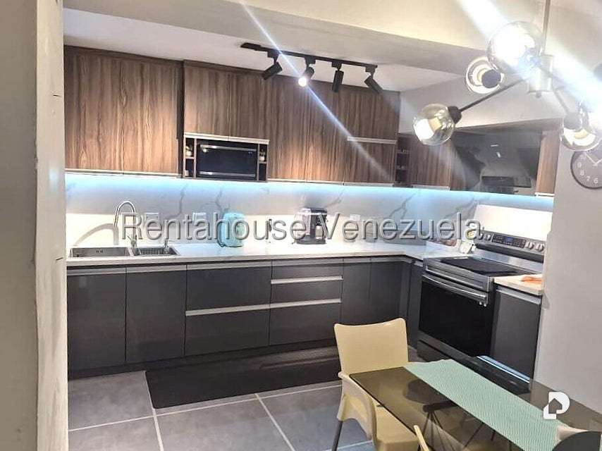 Apartamento en El Cigarral, Caracas – 18