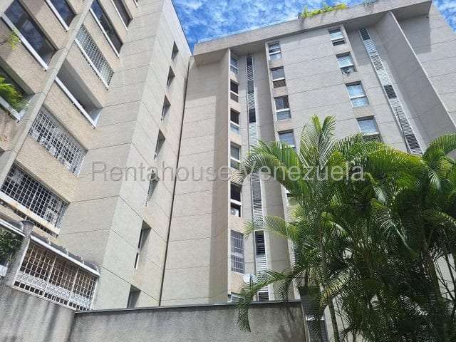 Apartamento en Los Palos Grandes, Caracas - 1
