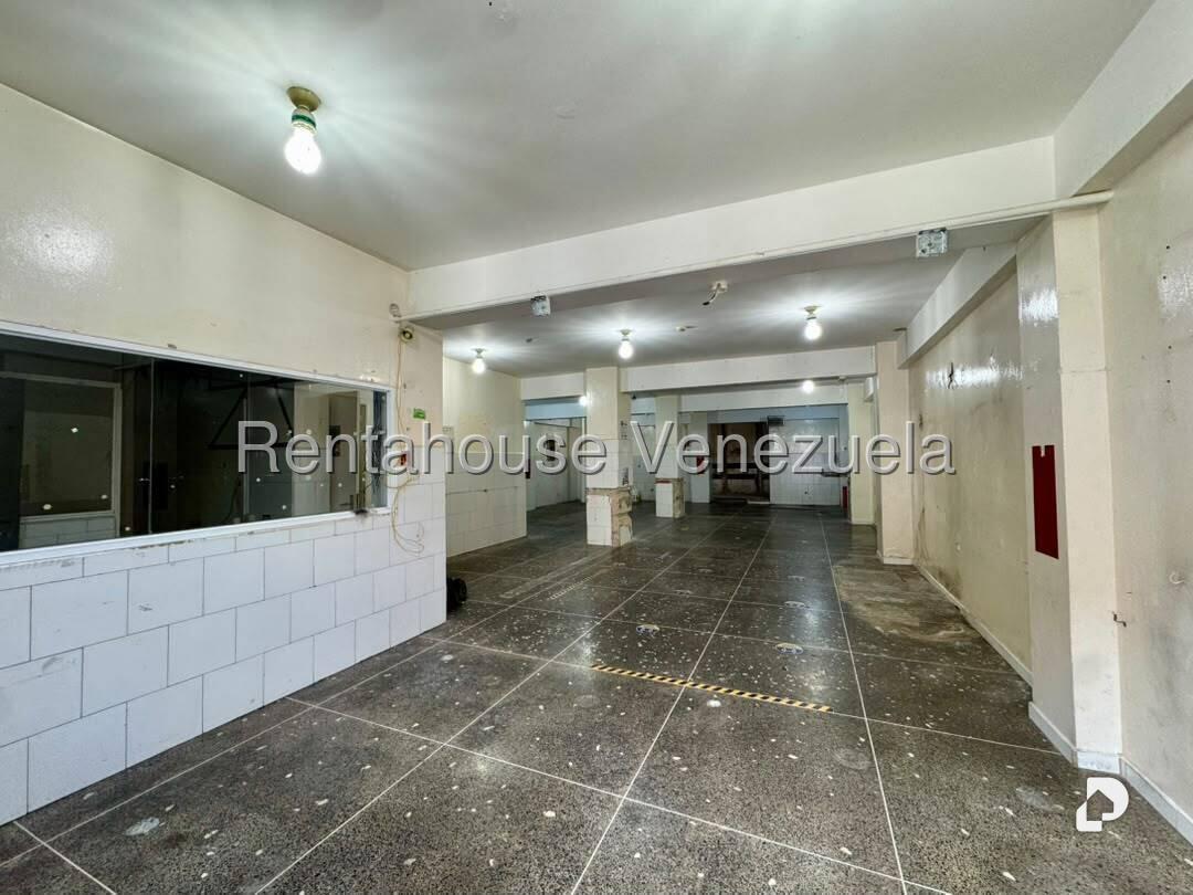Edificio en Boleíta Sur, Caracas – 2