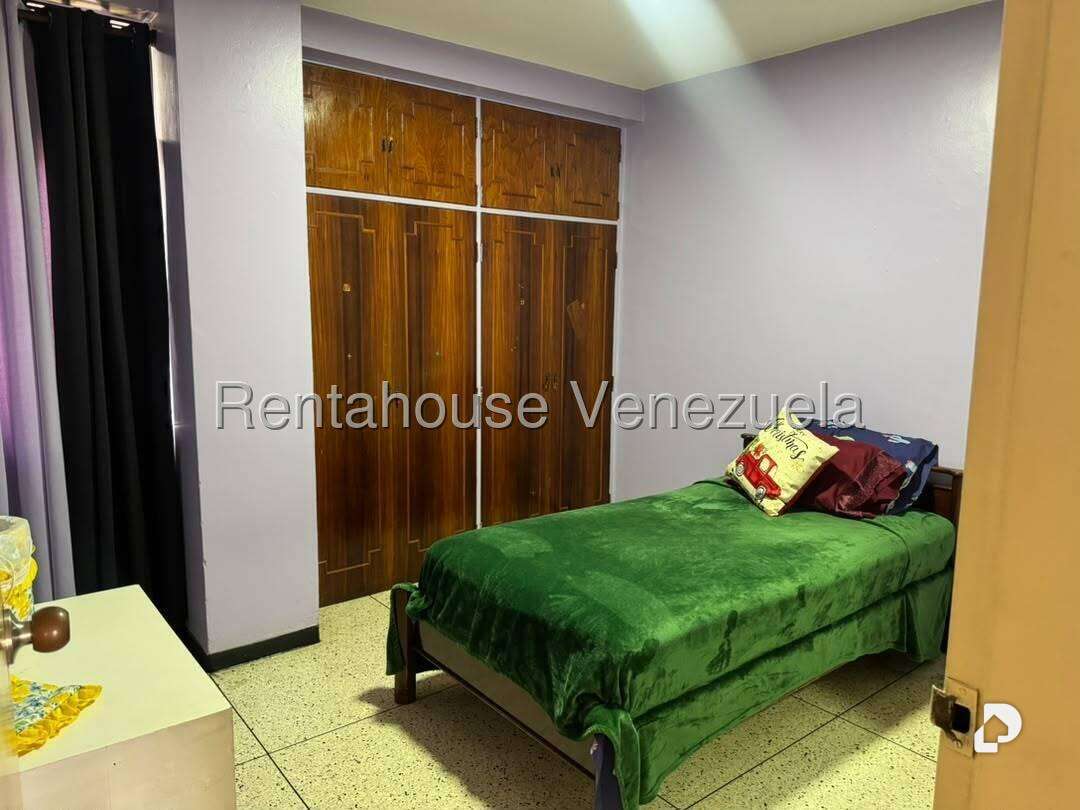 Edificio en Boleíta Sur, Caracas – 24
