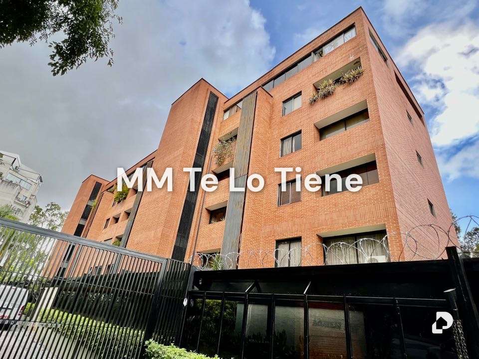 Apartamento en Colinas de Valle Arriba, Caracas – 1
