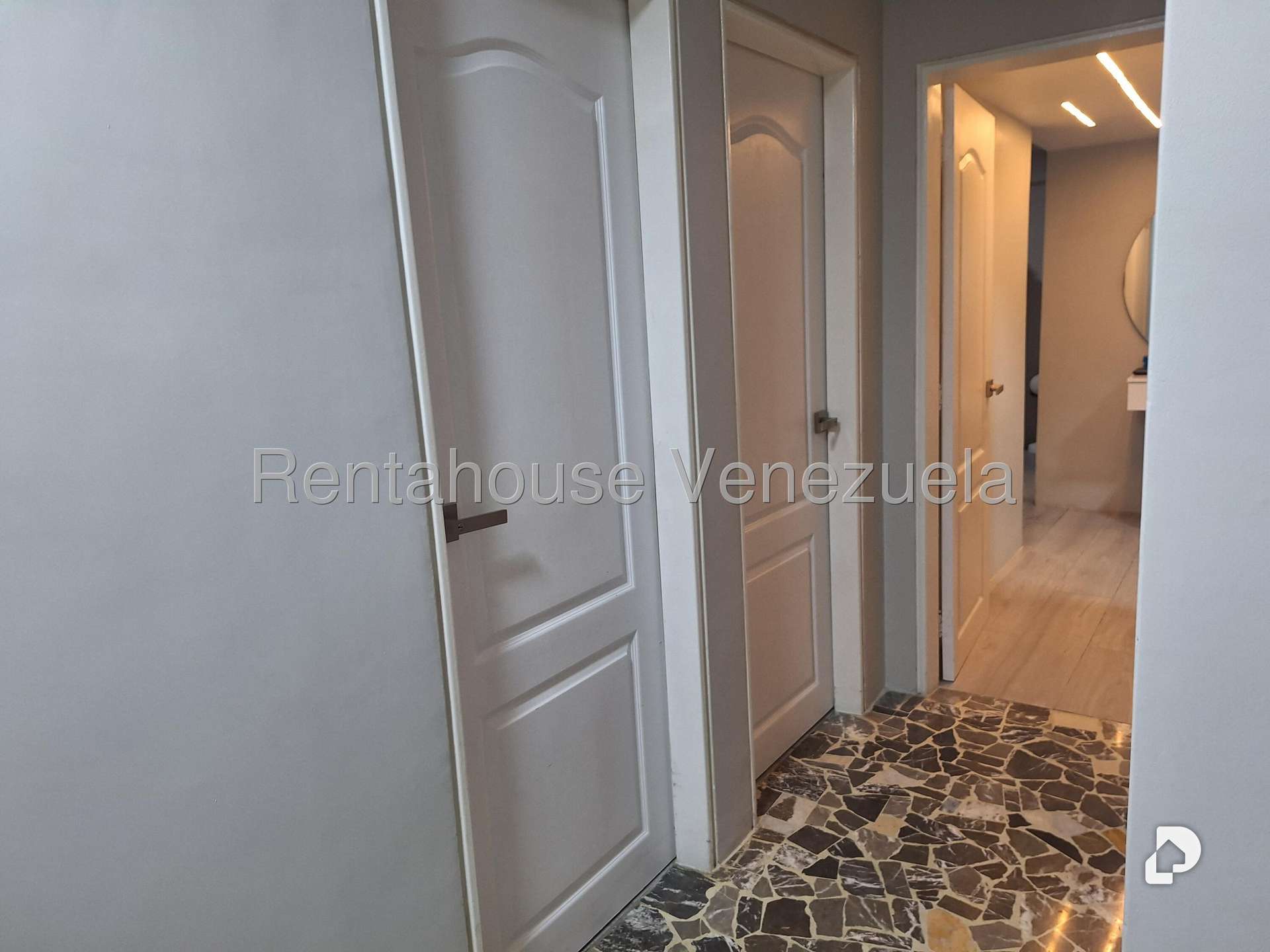 Apartamento en Terrazas del Ávila, Caracas – 22