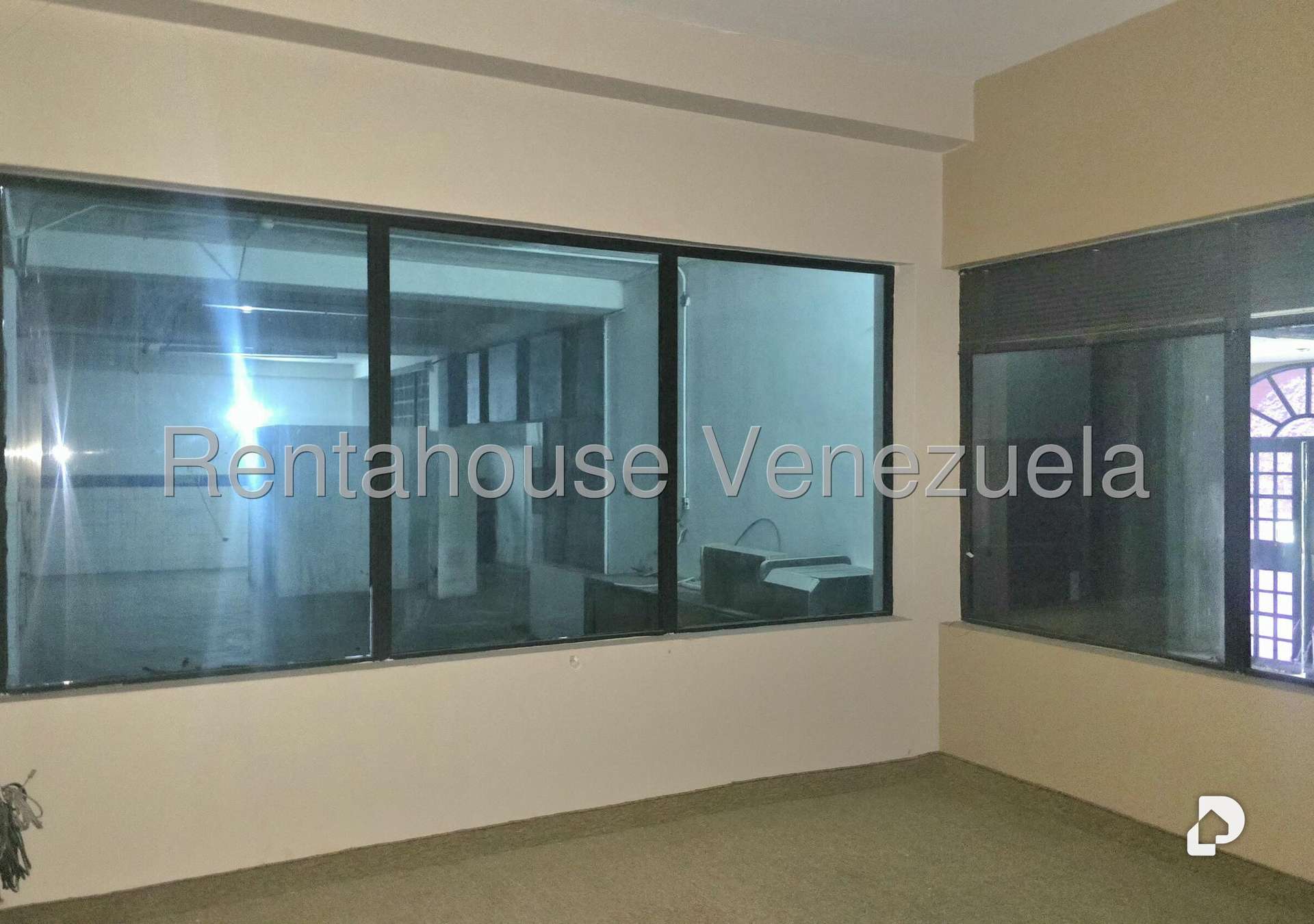 Local comercial en Piedra Azul, Caracas – 13