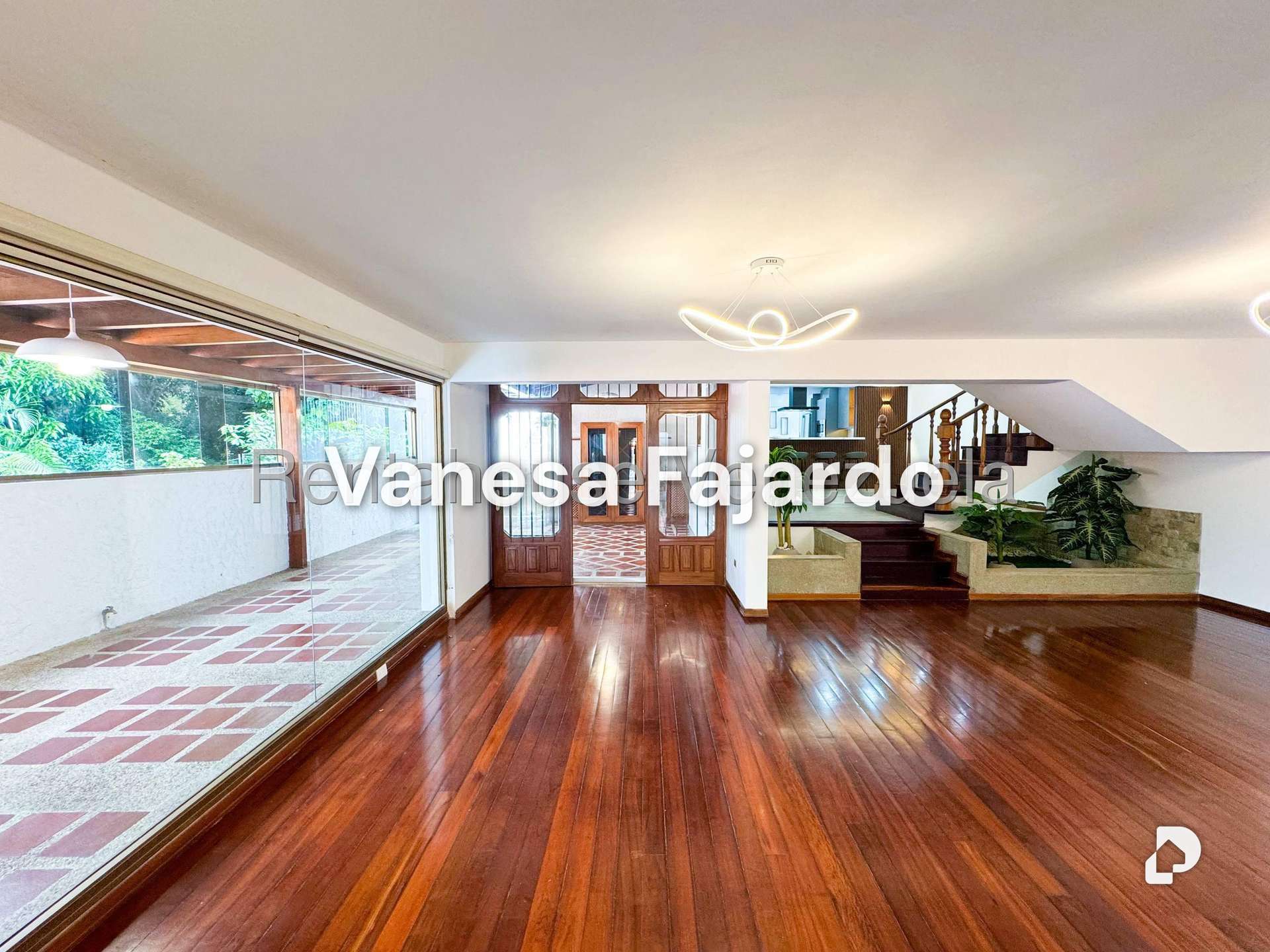 Casa en Prados del Este, Caracas – 16