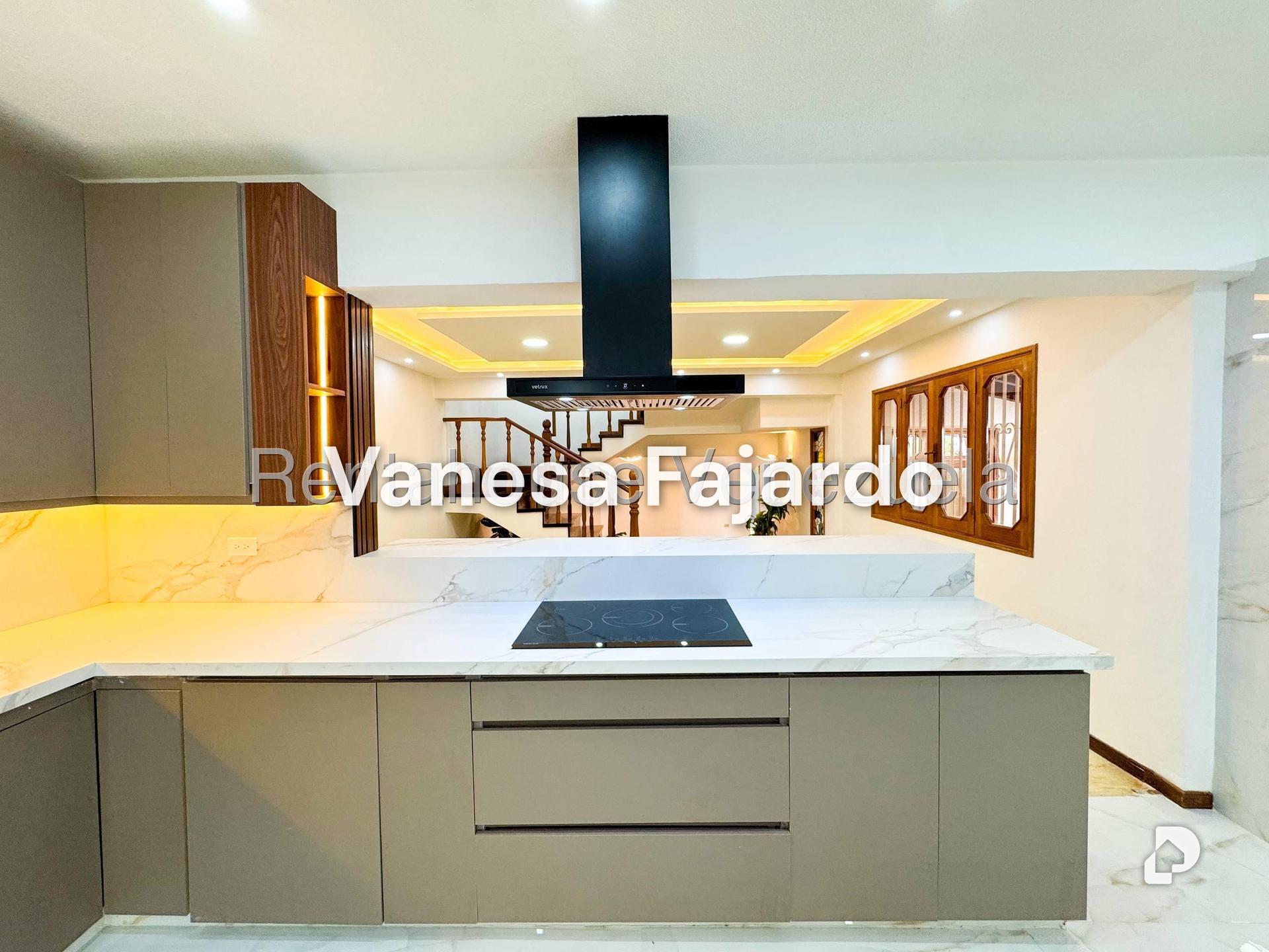Casa en Prados del Este, Caracas – 5