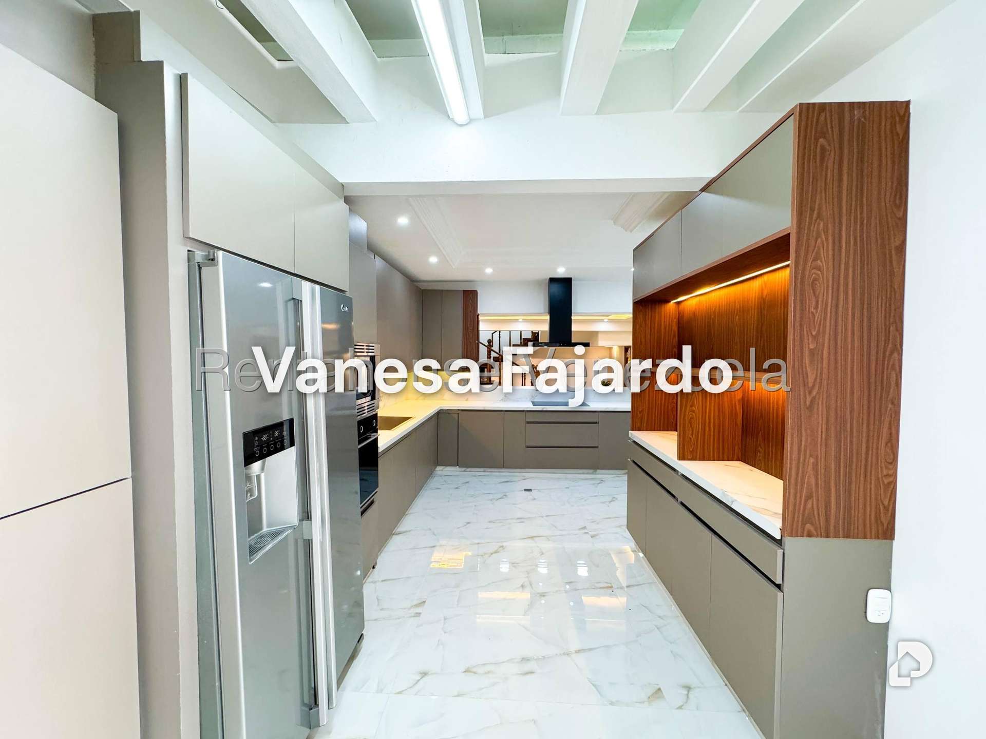 Casa en Prados del Este, Caracas – 10