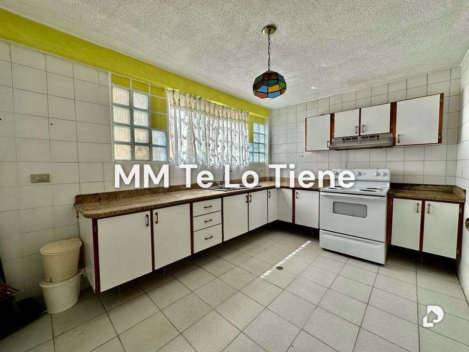 House in Caracas – 16