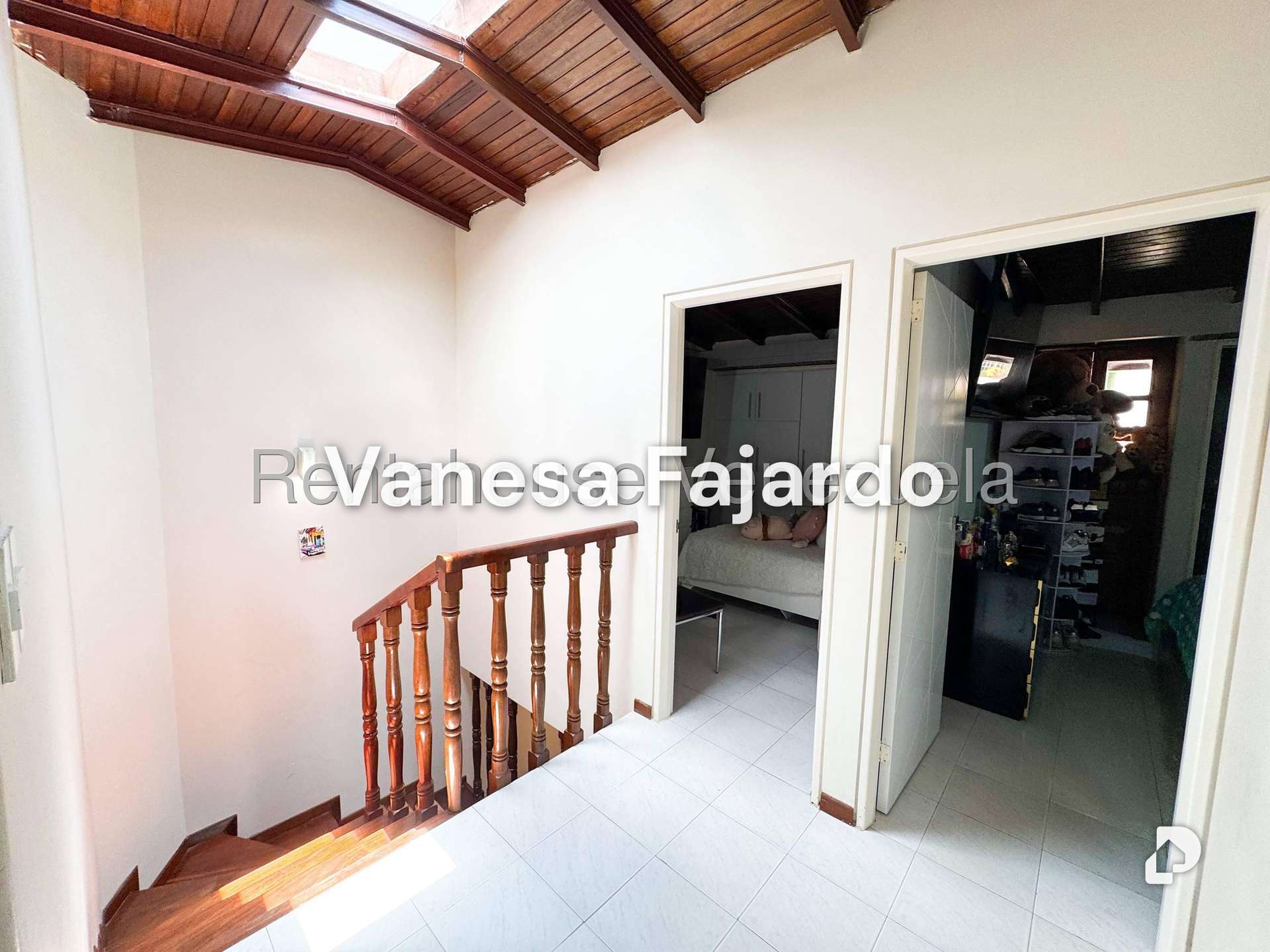 Casa en Alto Prado, Caracas – 21