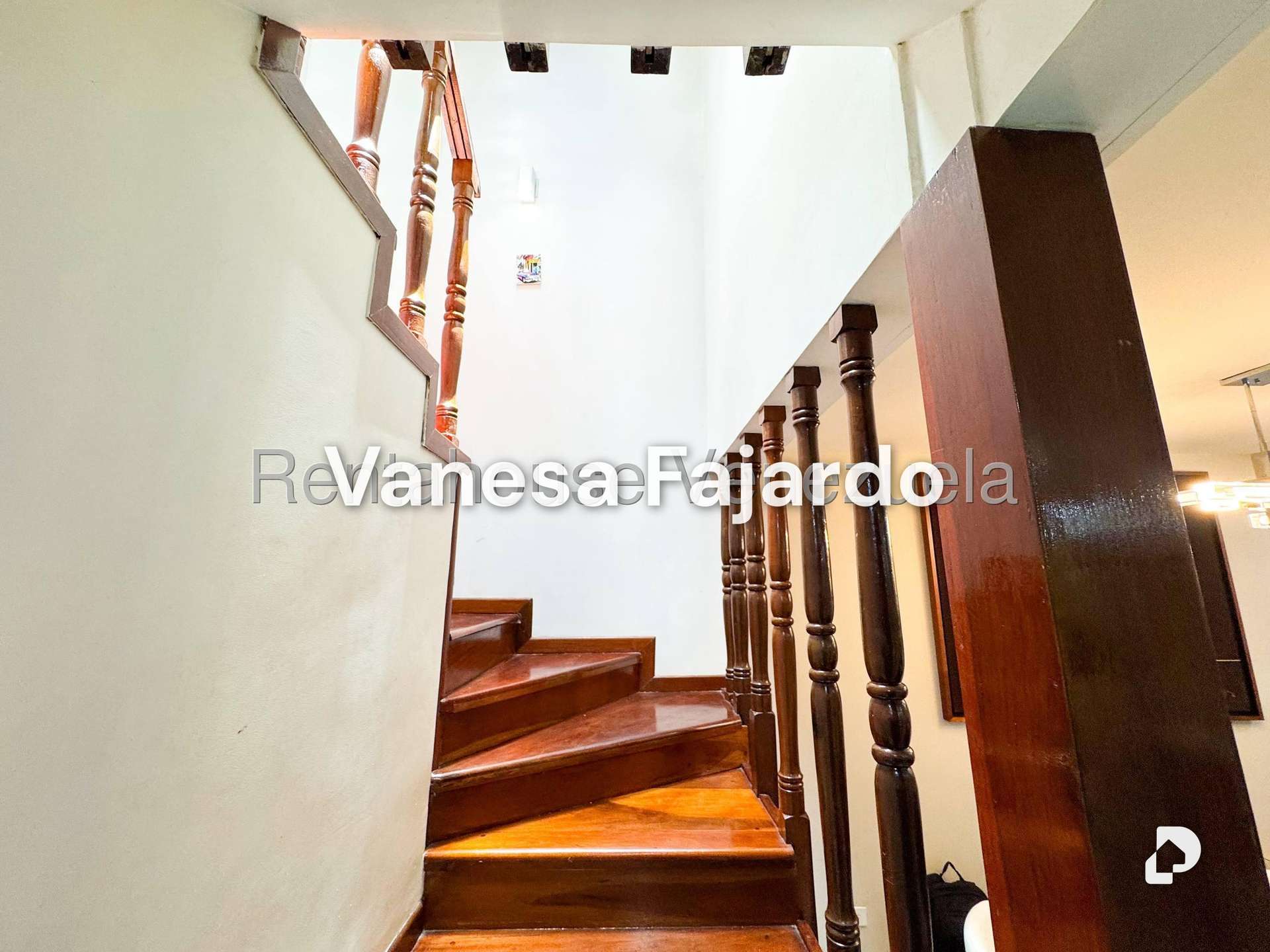 Casa en Alto Prado, Caracas – 20