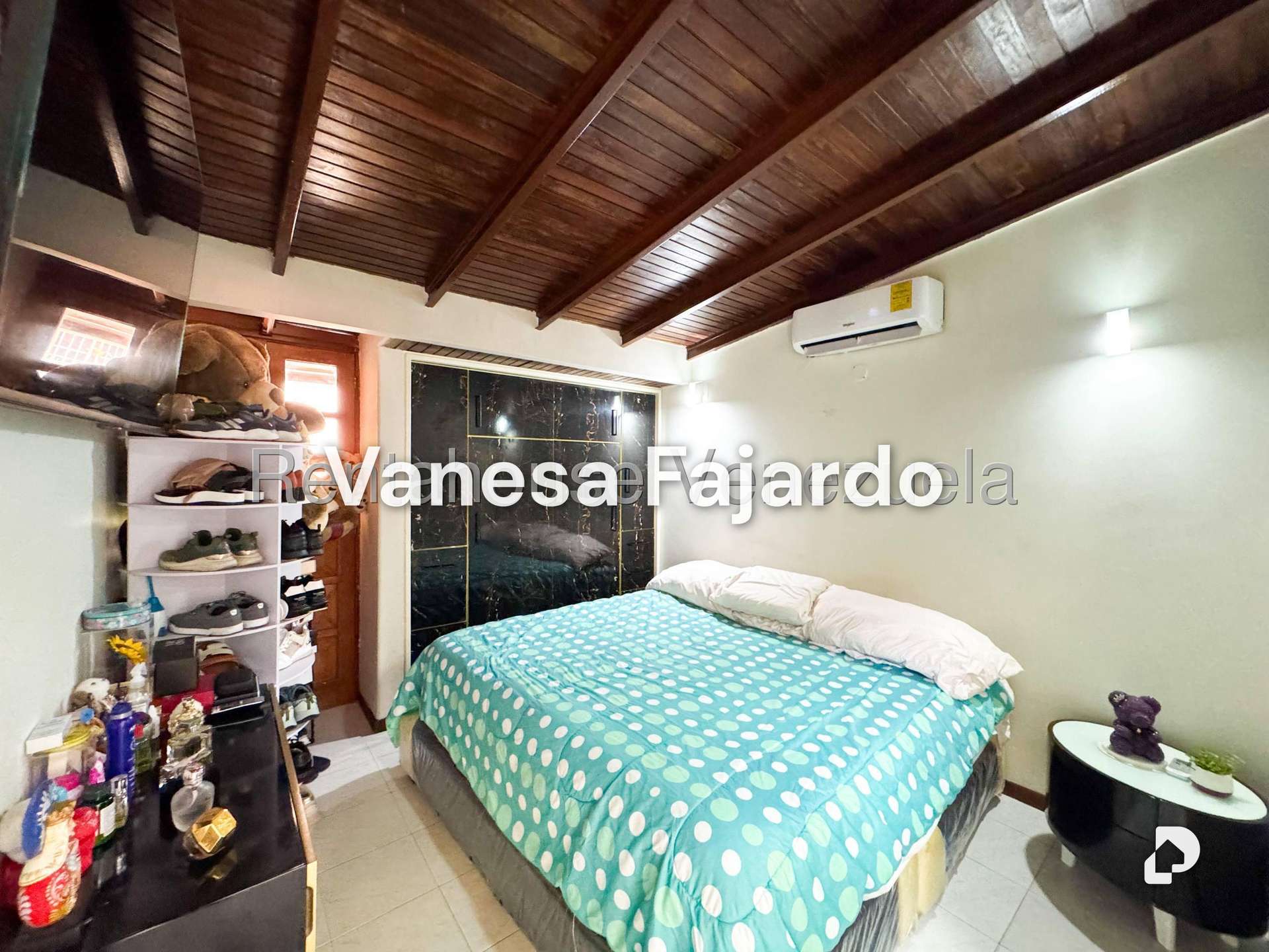 Casa en Alto Prado, Caracas – 22