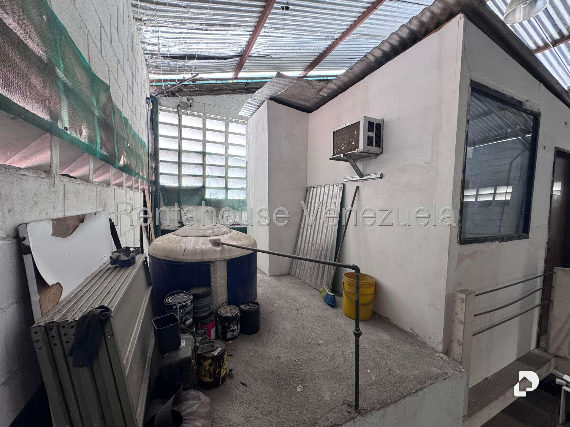 Galpón en Parroquia Santa Rosalía, Caracas – 12