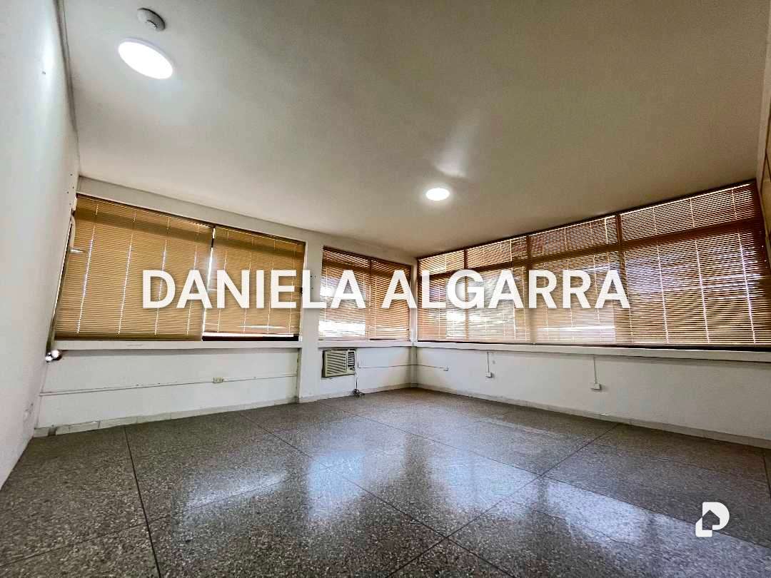 Warehouse in San Blas, Valencia – 22