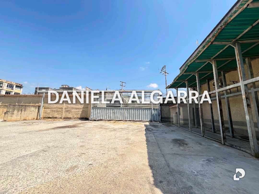 Warehouse in San Blas, Valencia – 11