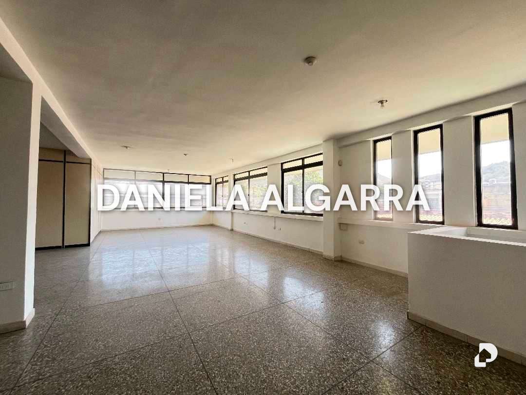 Warehouse in San Blas, Valencia – 24