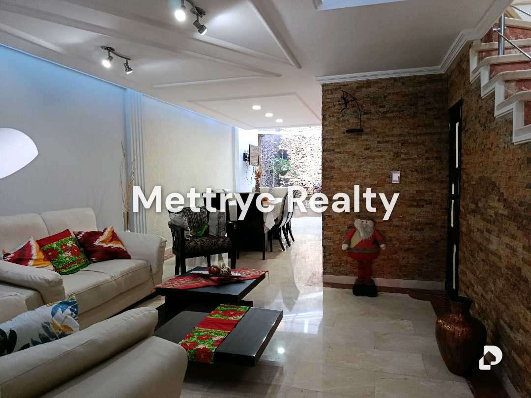Casa en Guayabal, Valencia – 18