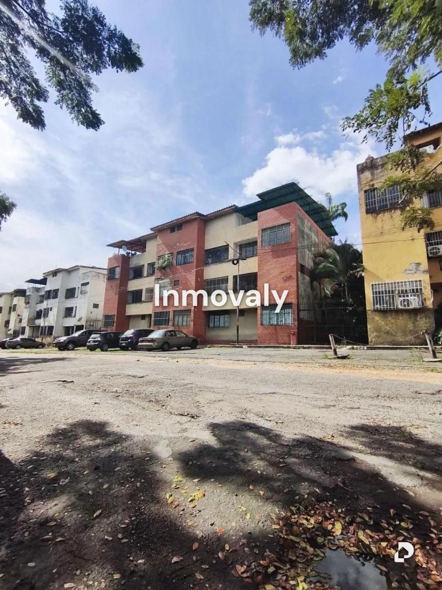 Apartamento en Clnas. de Guataparo, Valencia – 1