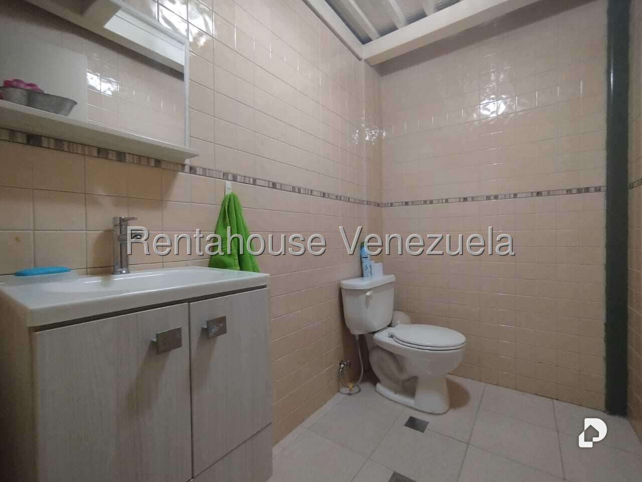 Edificio en Sarria, Caracas – 12