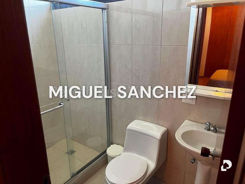 Casa en Alto Hatillo, Caracas – 18