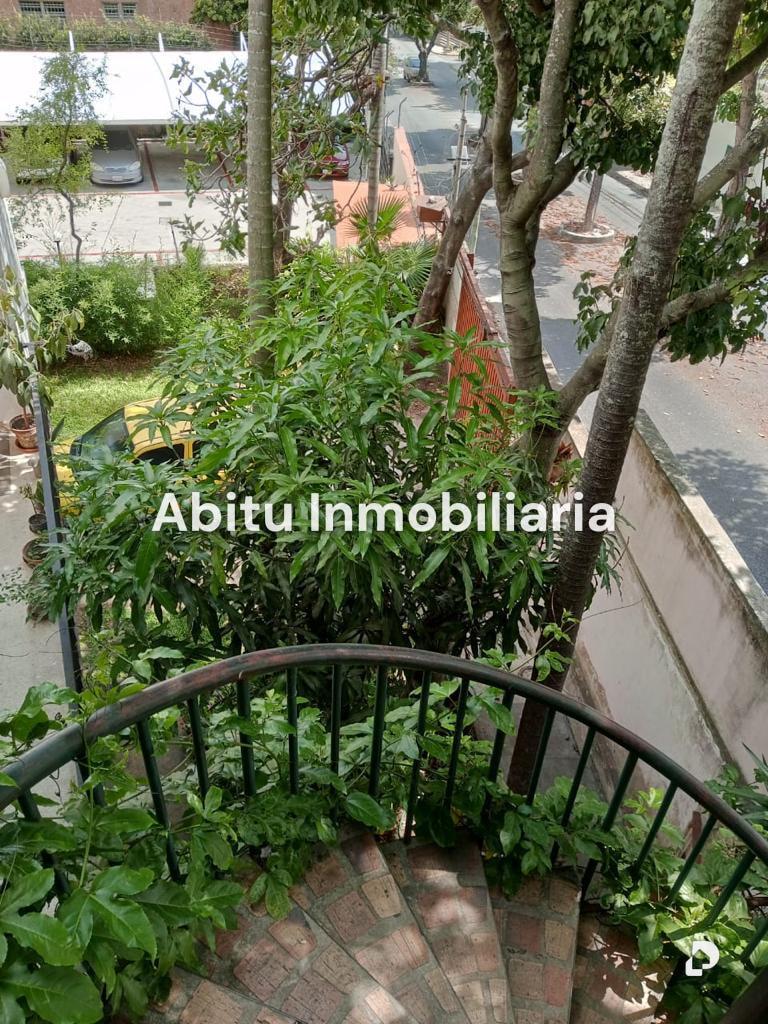 Casa en Los Palos Grandes, Caracas – 4
