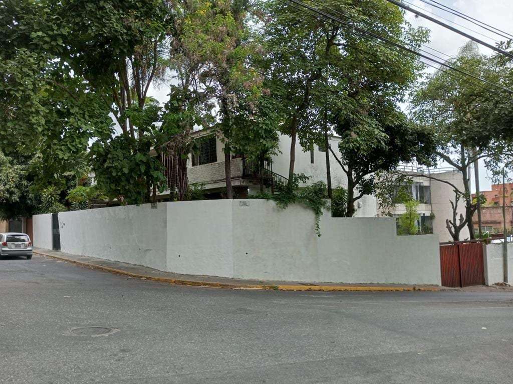 Casa en Los Palos Grandes, Caracas - 1