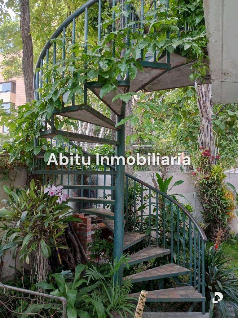 Casa en Los Palos Grandes, Caracas – 7