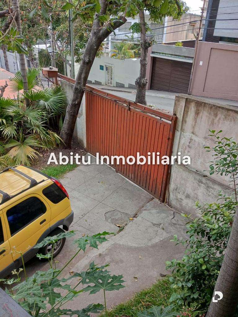 Casa en Los Palos Grandes, Caracas – 9