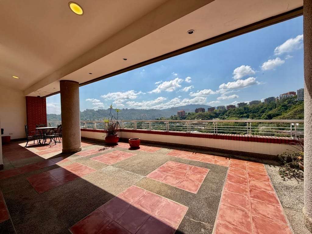 Apartamento en Colinas de Valle Arriba, Caracas - 1