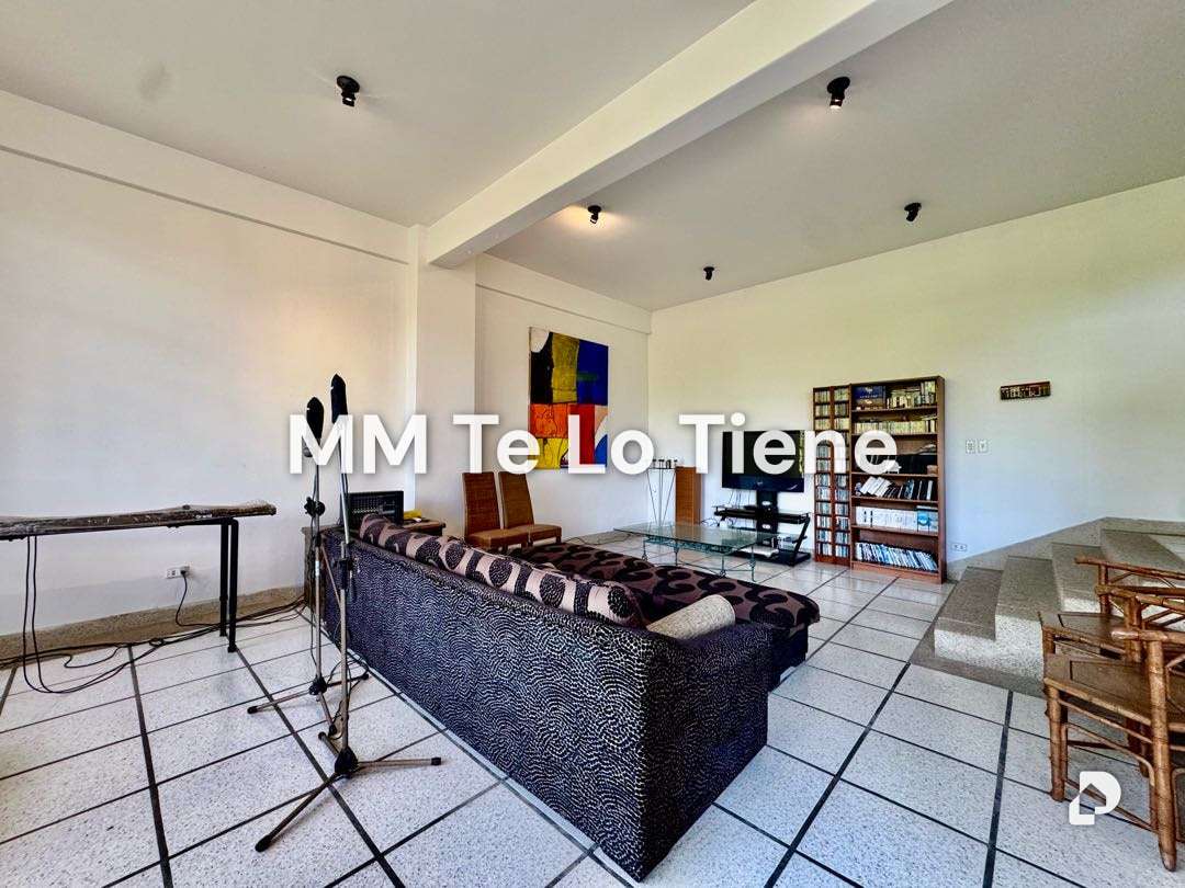 House in El Peñón, Caracas – 30