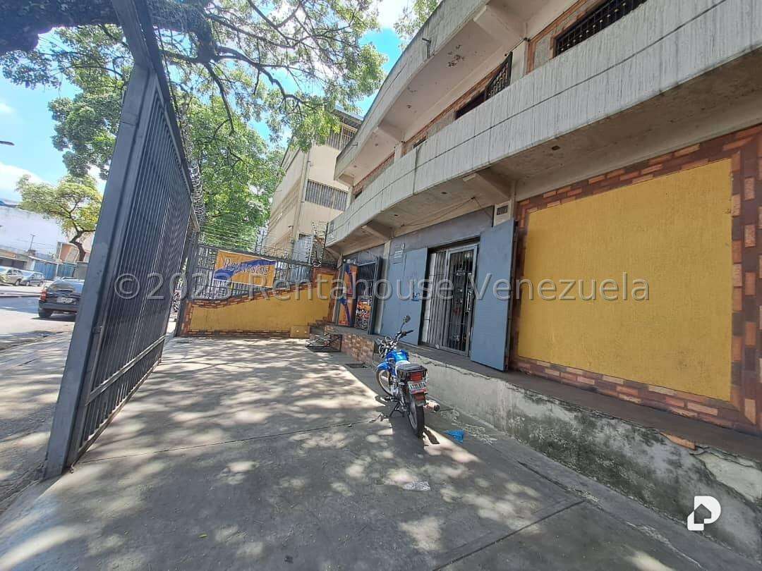 Edificio en Prado de María, Caracas – 2